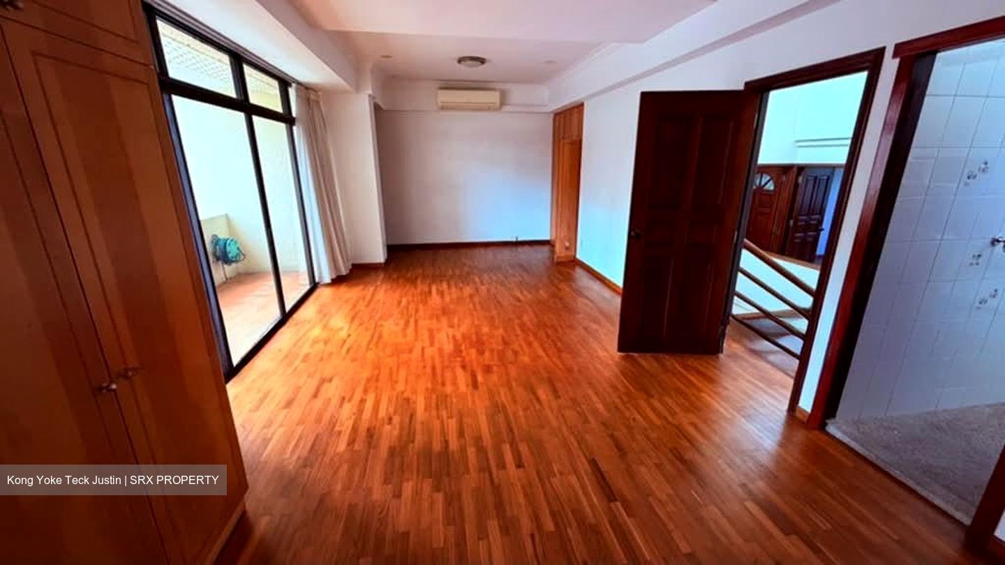 Draycott Park (D10), Terrace #528003571